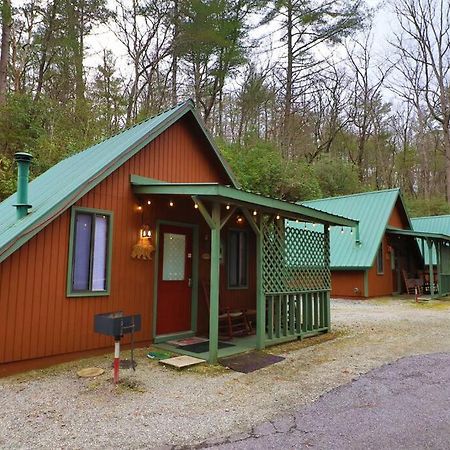 Cozy Cabin W/ Fireplace 3 Minutes To Helen! #2. Exterior foto