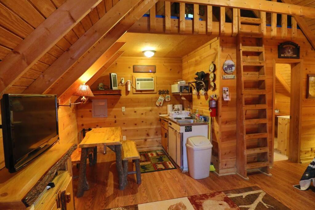 Cozy Cabin W/ Fireplace 3 Minutes To Helen! #2. Exterior foto