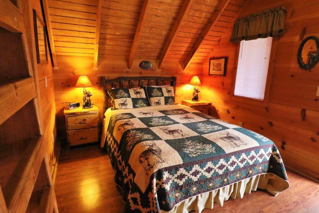 Cozy Cabin W/ Fireplace 3 Minutes To Helen! #2. Exterior foto